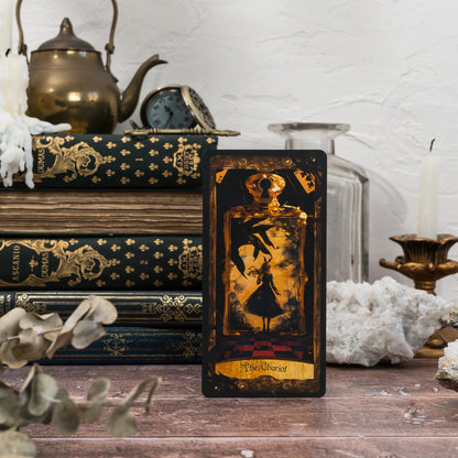 Wonderland Shadows Tarot Deck