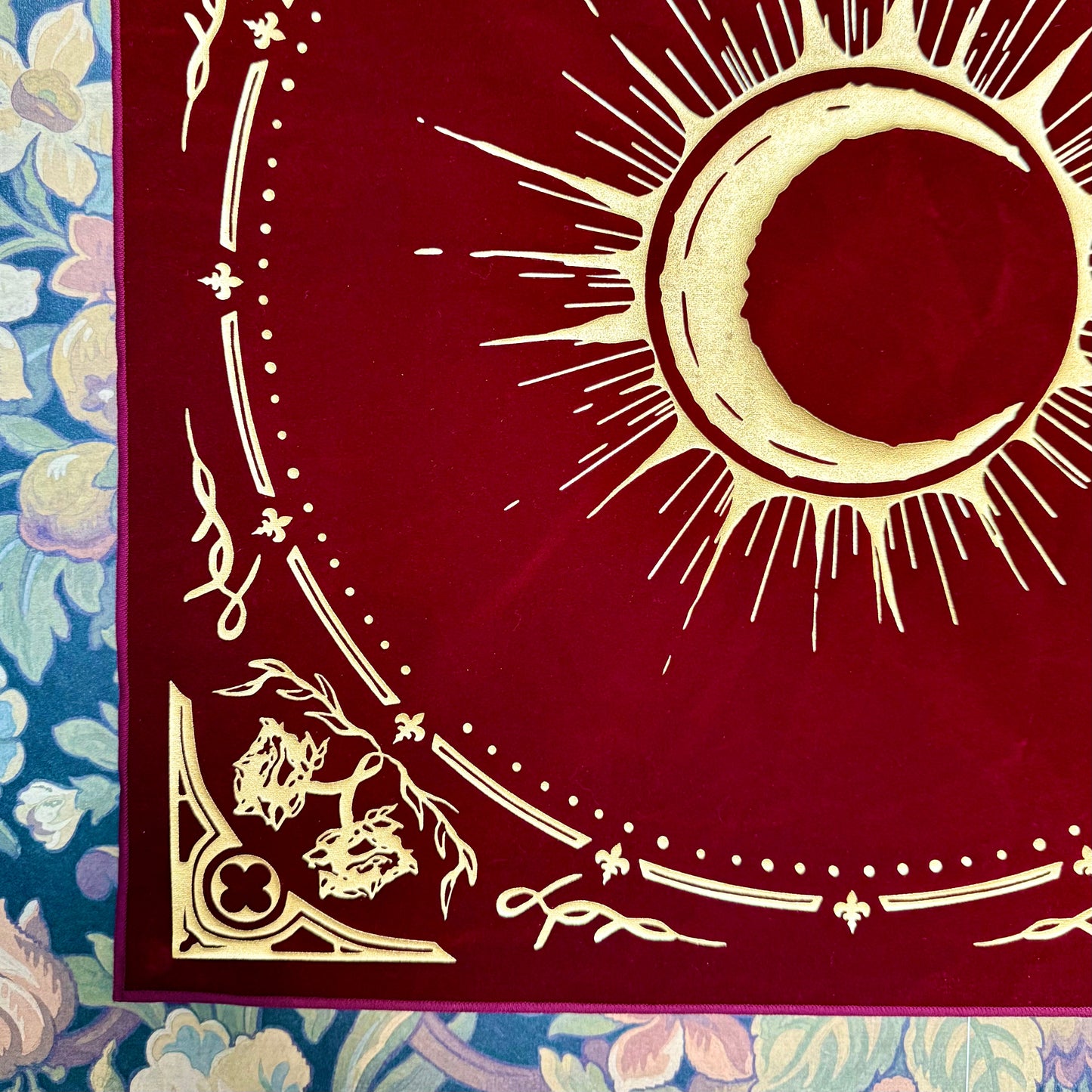 Eclipsa Altar Cloths