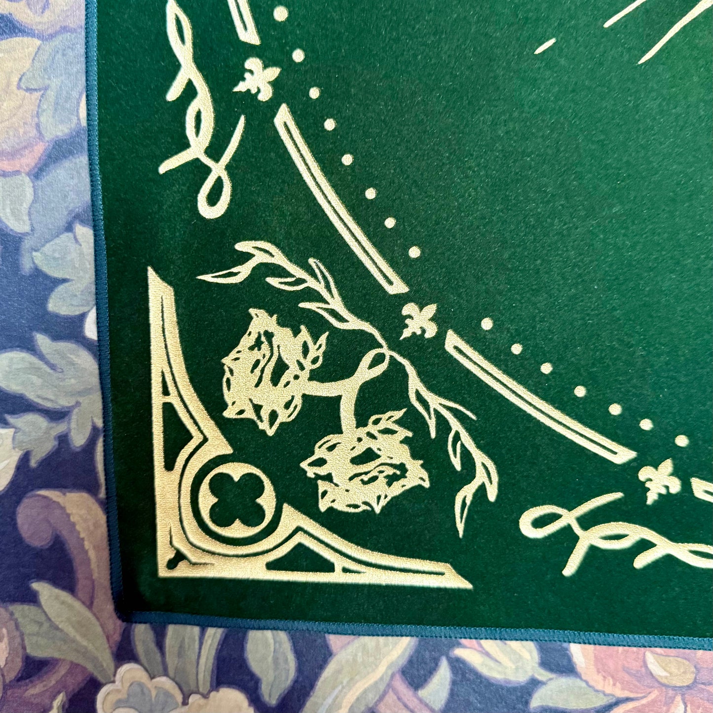 Eclipsa Altar Cloths