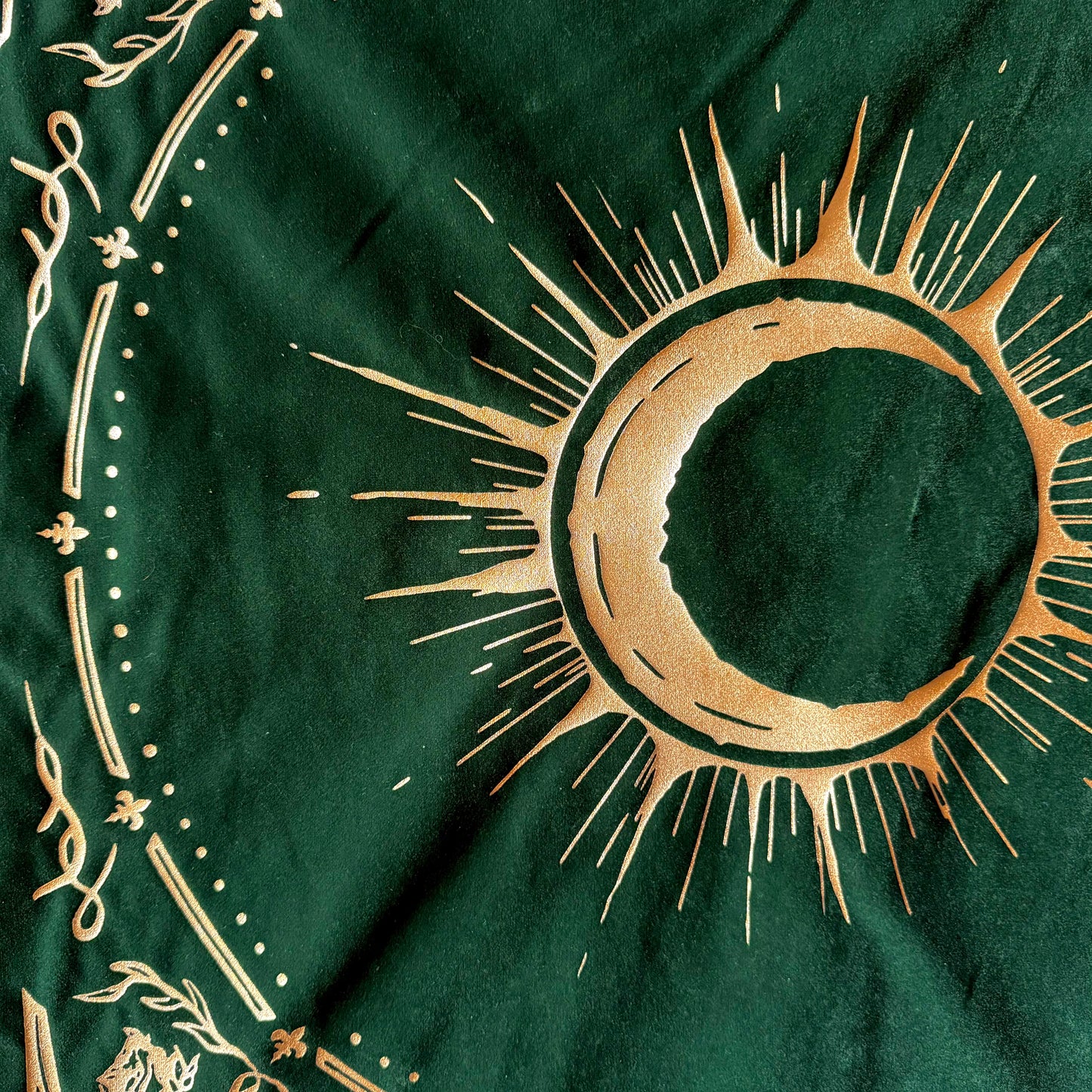 Eclipsa Altar Cloths