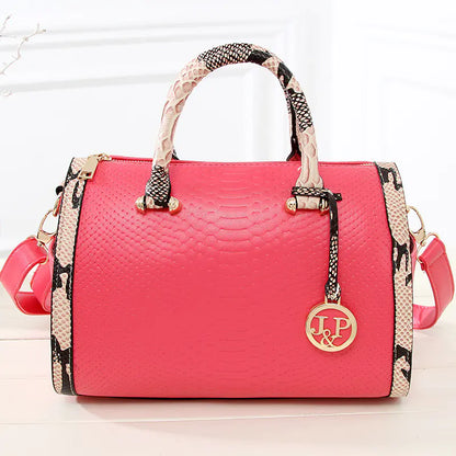 Luxury Leather Handbag for Women - Flap Clutch & Messenger