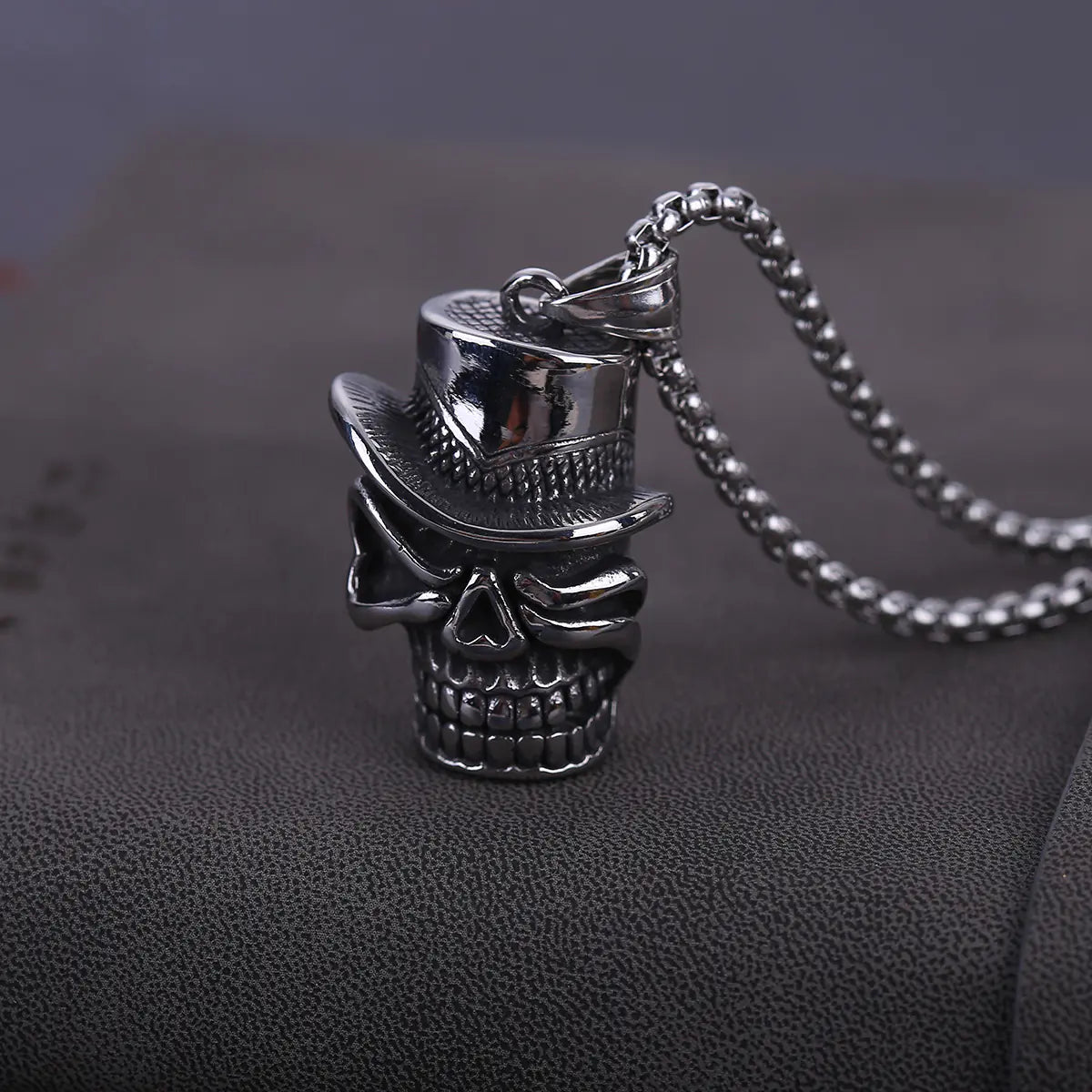 New Men's Punk Titanium Steel Skull Pendant Accessories